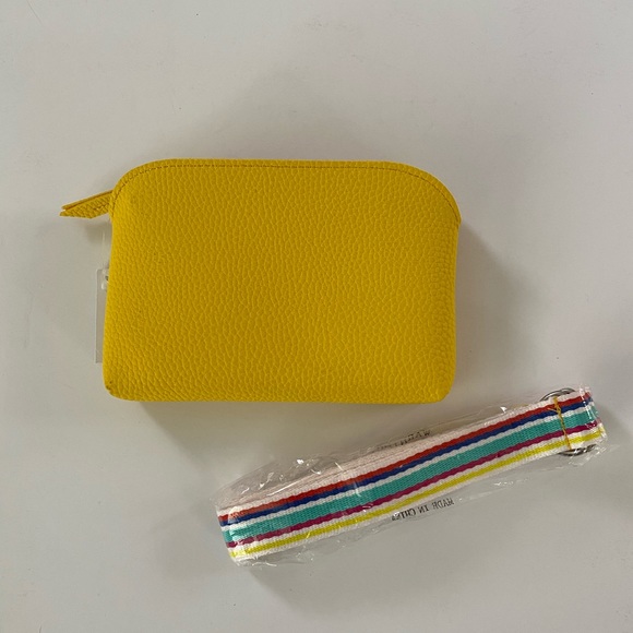 Nordstrom Handbags - Nordstrom yellow belt bag with detachable belt